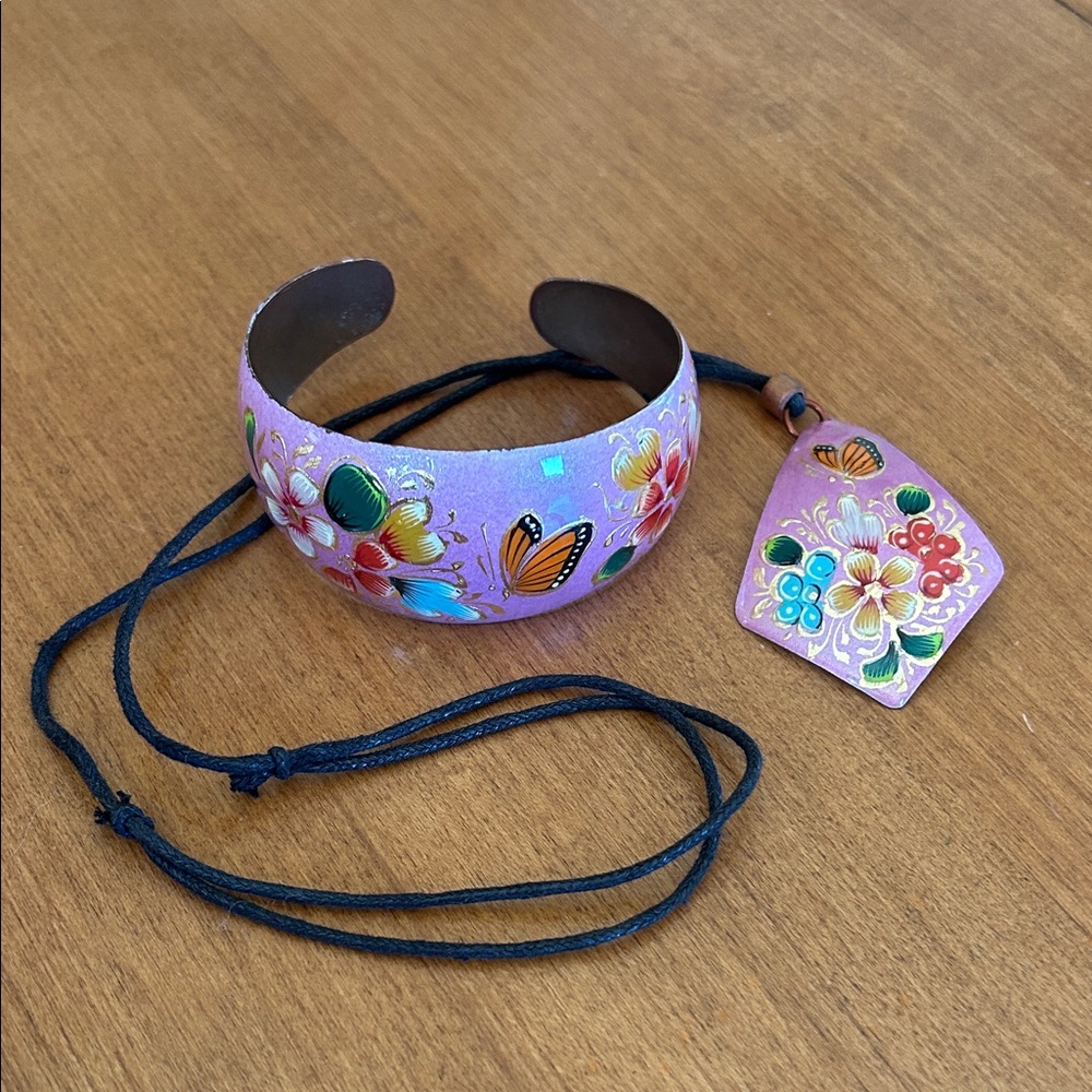 Floral Butterfly Bracelet and Necklace Set